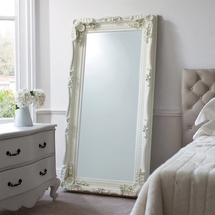 Beauleigh Leaner Mirror, Cream