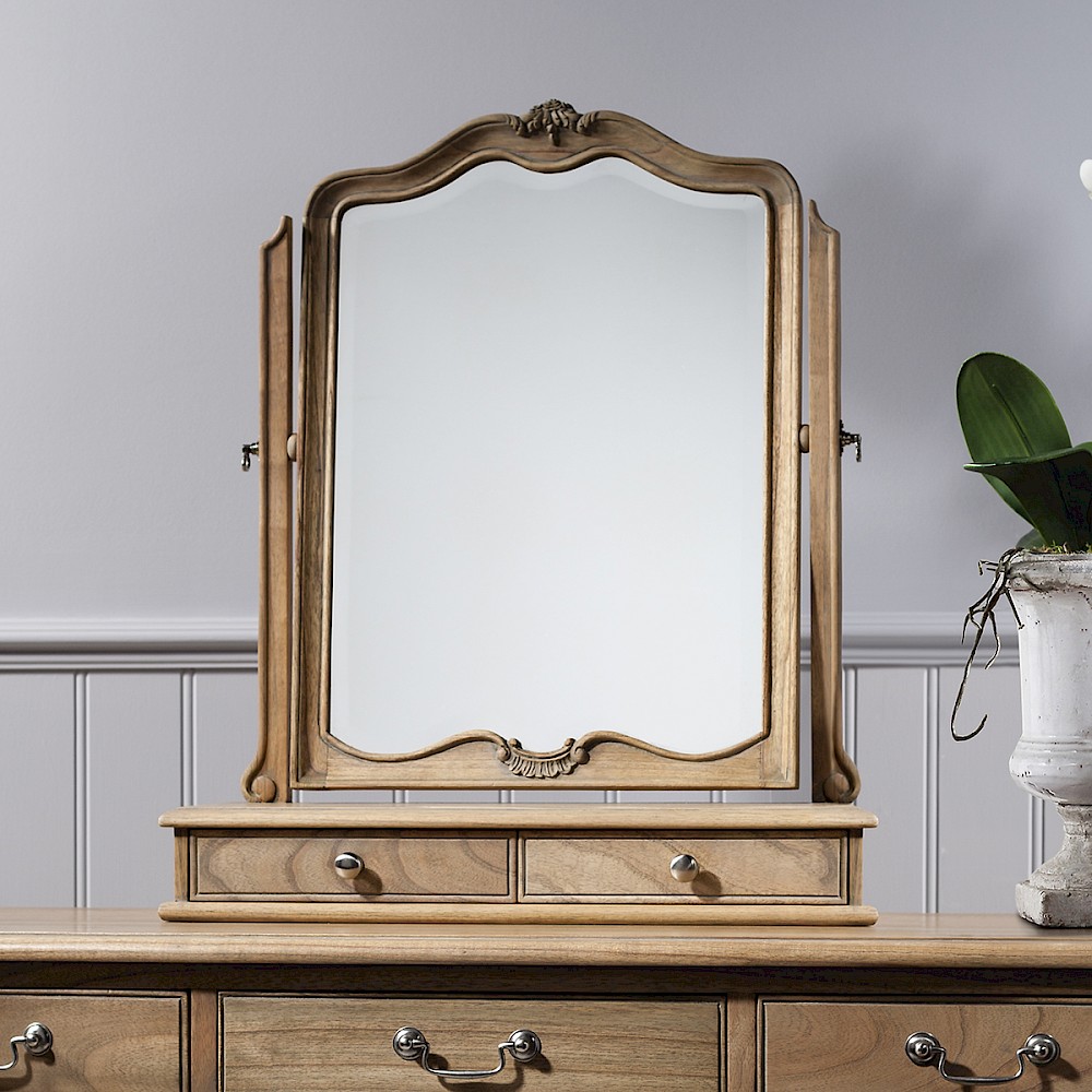 Colonial Mirror