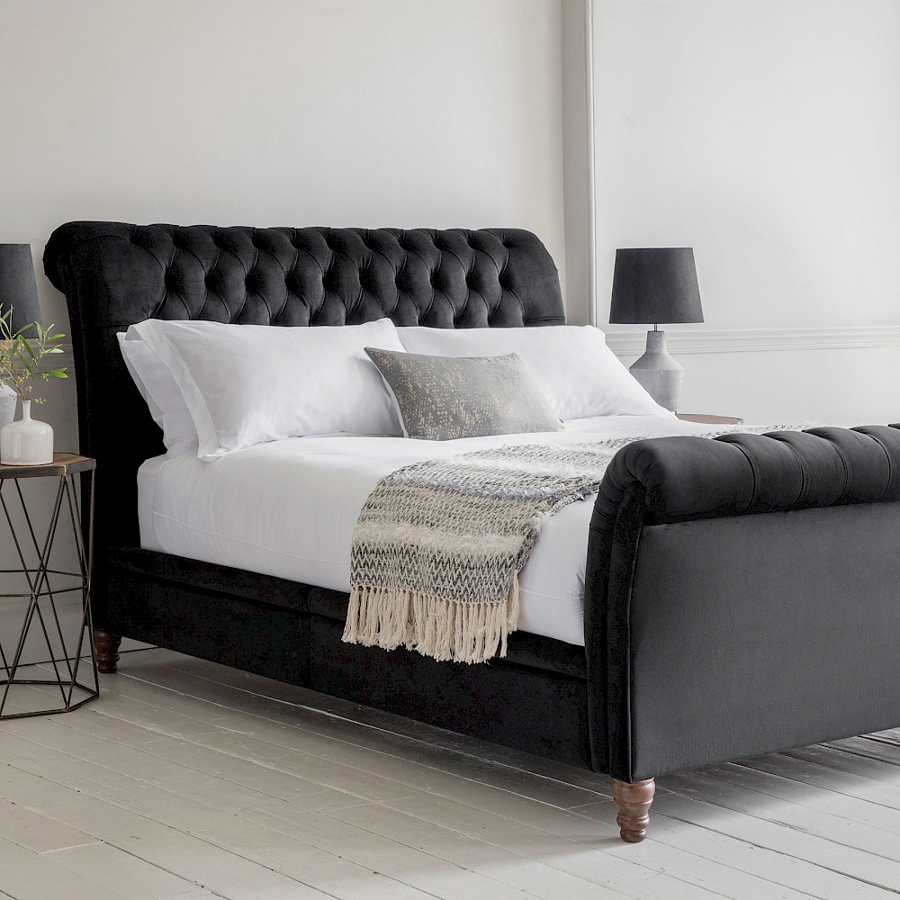 Freemantle High End Bedstead