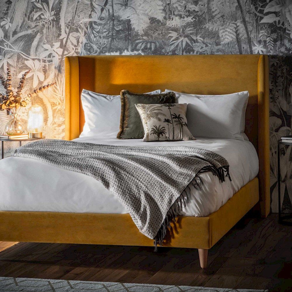 Hemsworth Bedstead